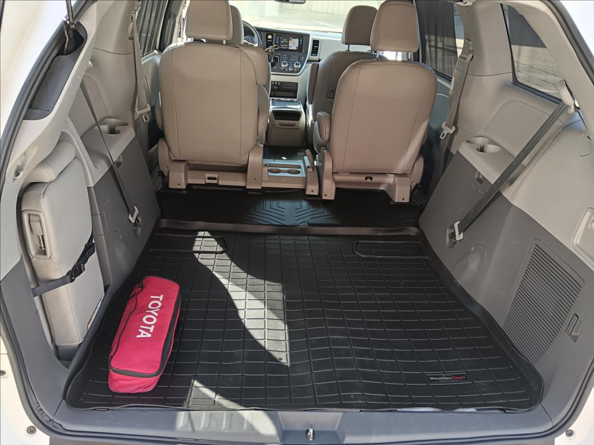 Toyota Sienna