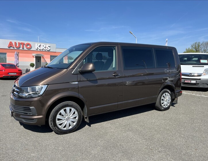 Volkswagen Caravelle 10