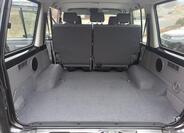 Toyota Land Cruiser 11