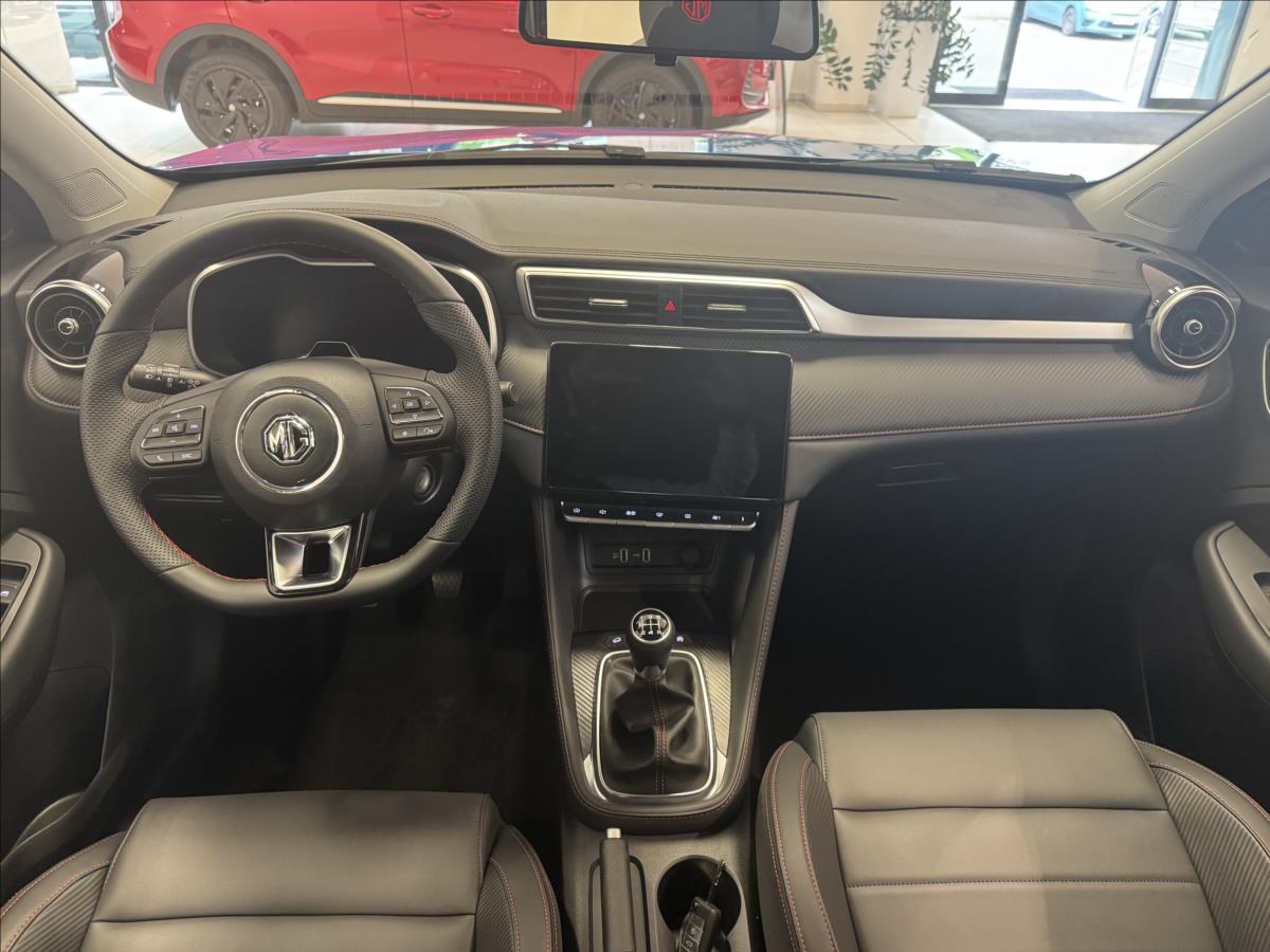 MG ZS