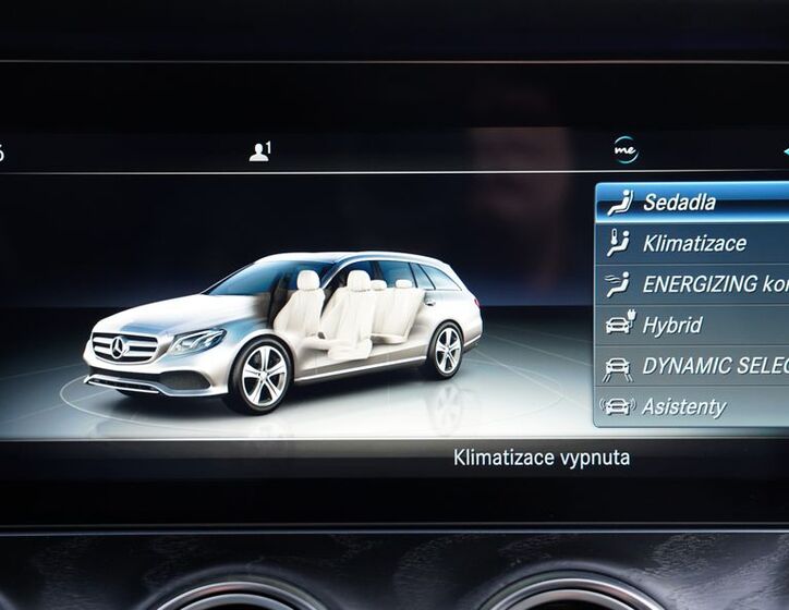 Mercedes-Benz Třídy E 40