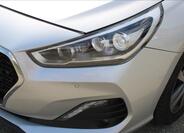 Hyundai i30 24