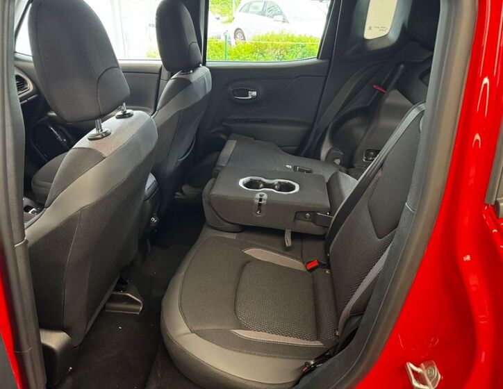 Jeep Renegade 9