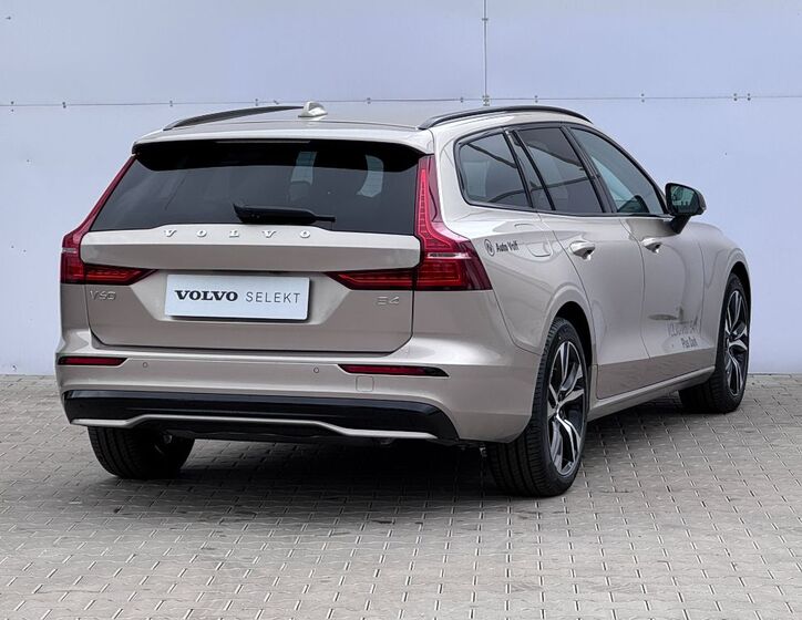 Volvo V60 11
