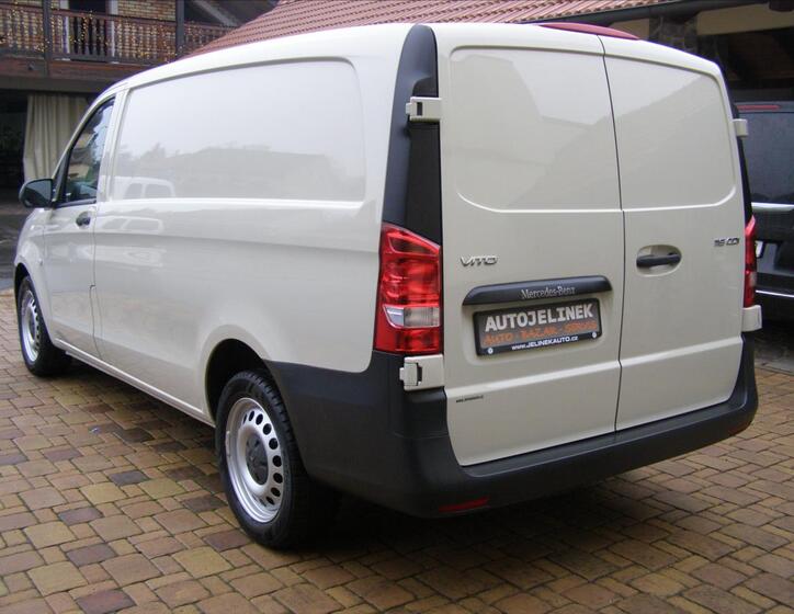 Mercedes-Benz Vito 3