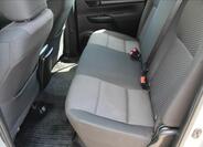 Toyota Hilux 8