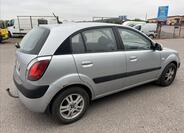 KIA Rio 5