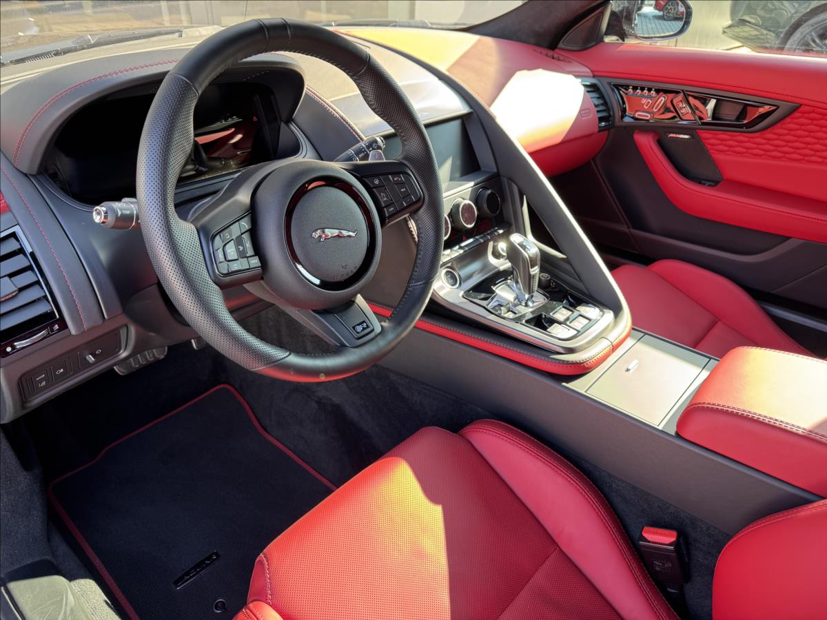 Jaguar F-Type