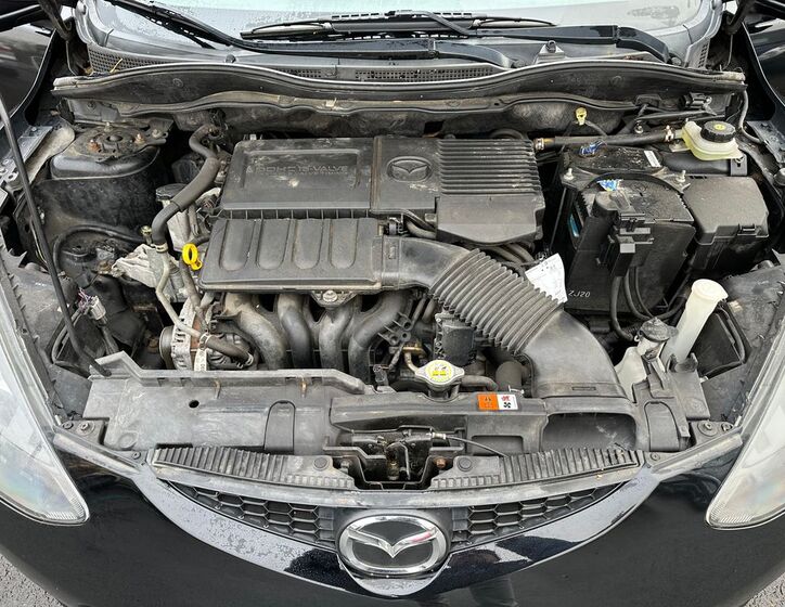 Mazda 2 15