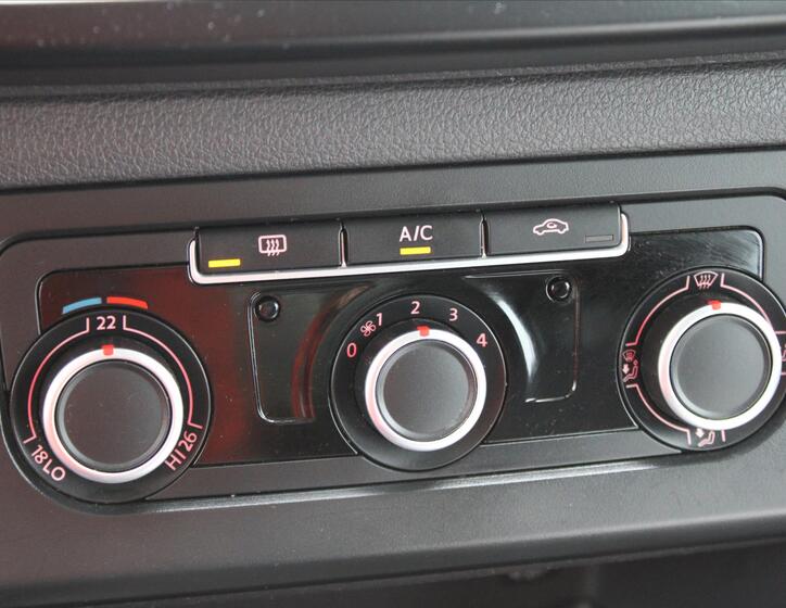 Volkswagen Amarok 16