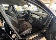 Mercedes-Benz 220 11