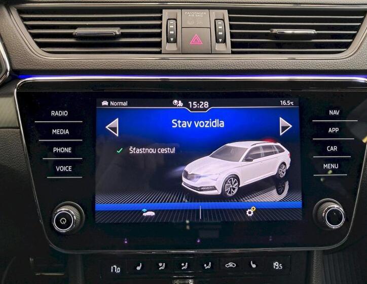 Škoda Superb 24