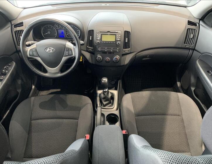 Hyundai i30 16