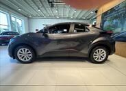 Toyota C-HR 4