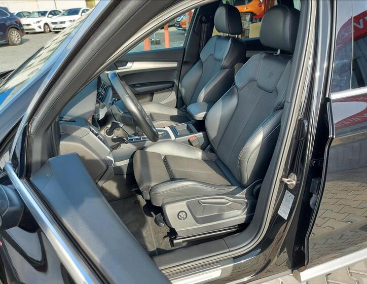 Audi Q5 8