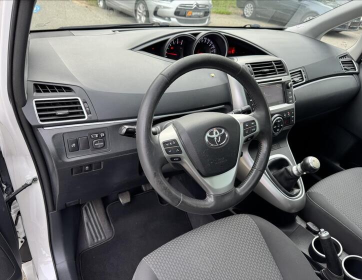 Toyota Verso 31