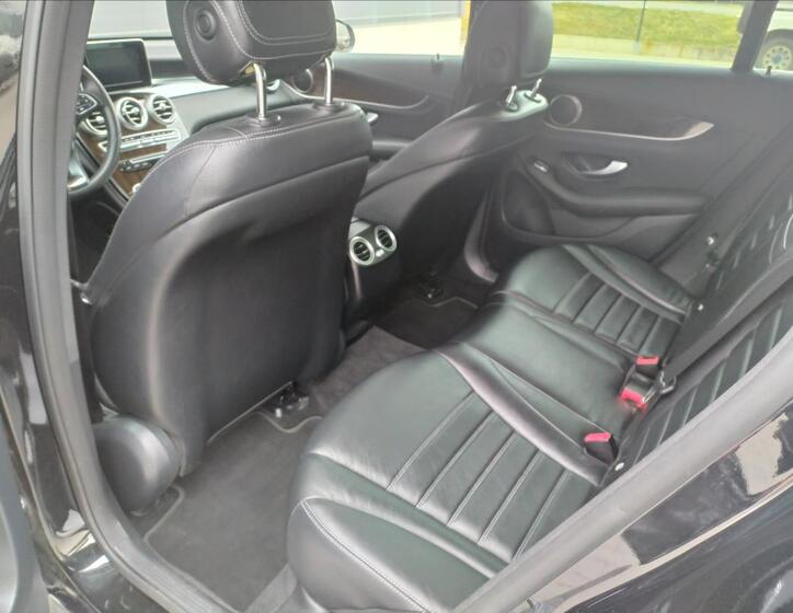 Mercedes-Benz GLC 10