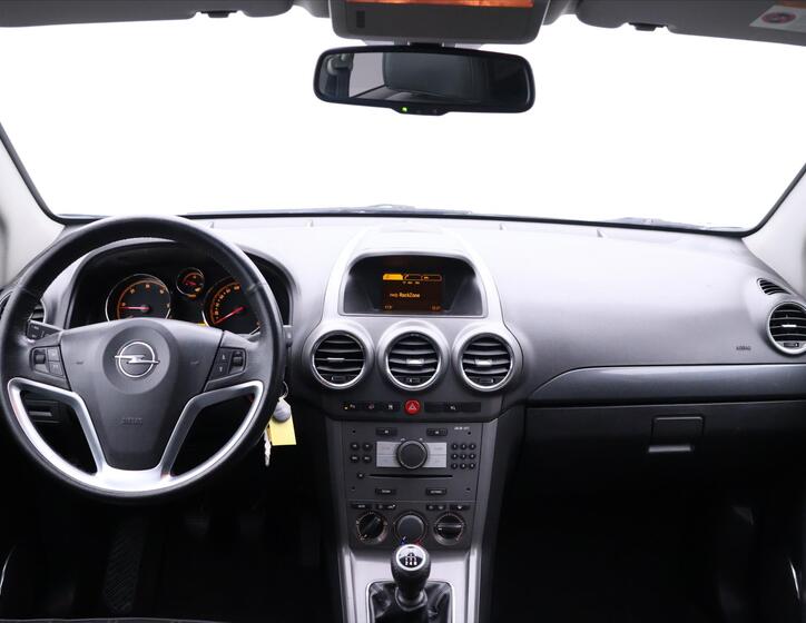Opel Antara 23