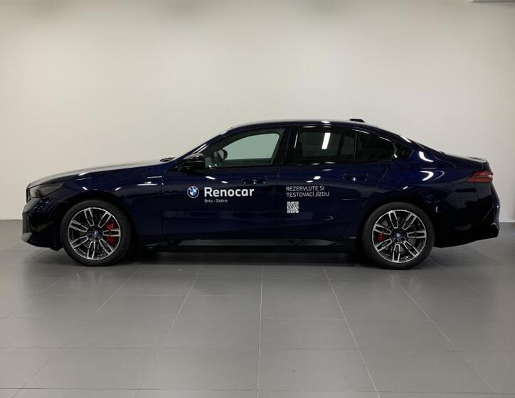BMW i5 2