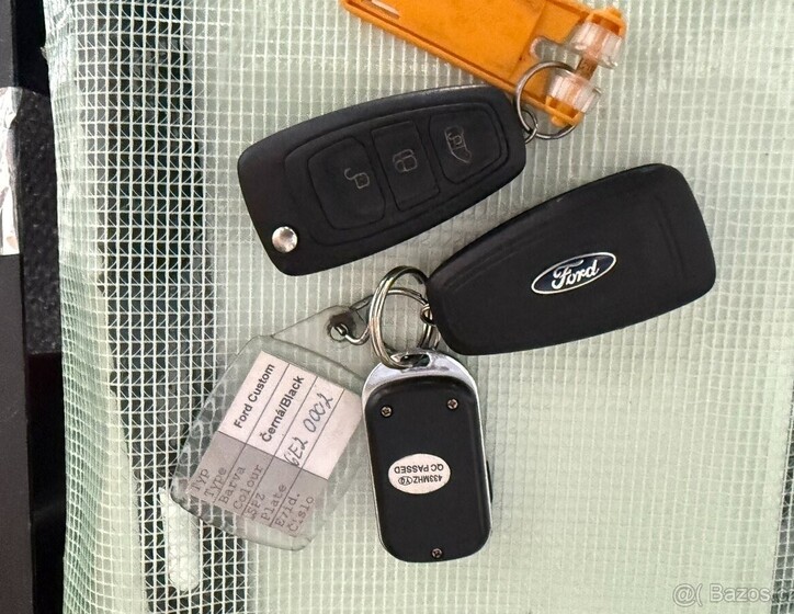 Ford Tourneo 11
