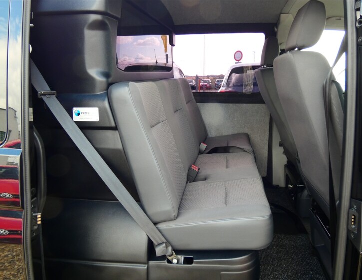 Volkswagen Transporter 11