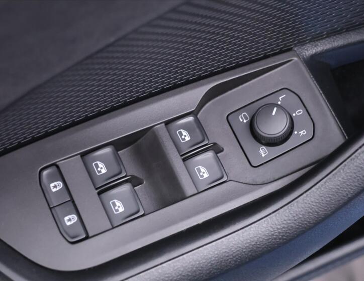 Škoda Octavia 16