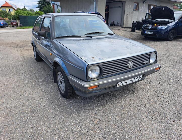 Volkswagen Golf 1