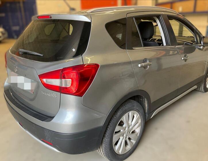 Suzuki SX4 S-Cross 5