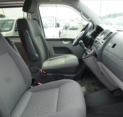 Volkswagen Transporter 28