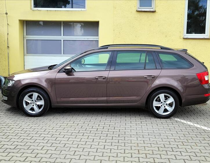 Škoda Octavia 9