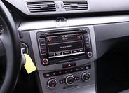 Volkswagen Passat 25