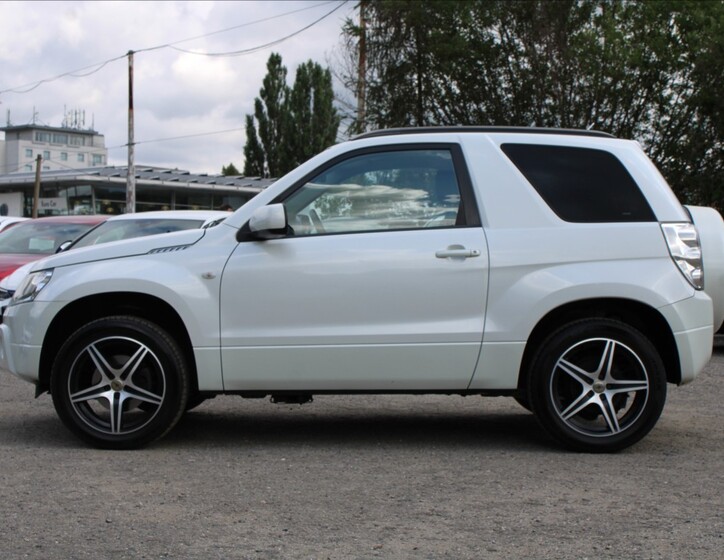 Suzuki Grand Vitara 8