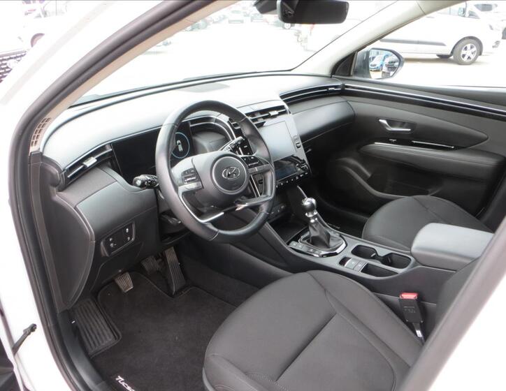 Hyundai Tucson 12