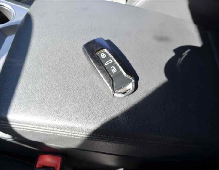 Volkswagen Touareg 14