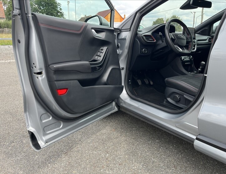 Ford Puma 59