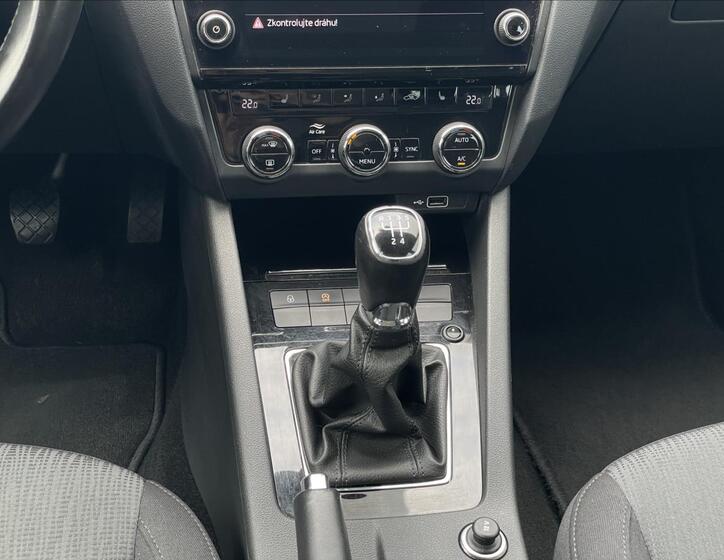 Škoda Octavia 13