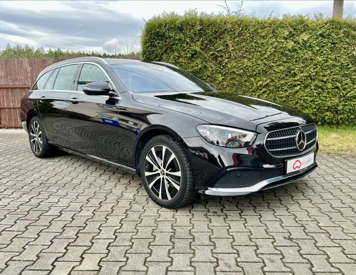 Mercedes-Benz Třídy E 7