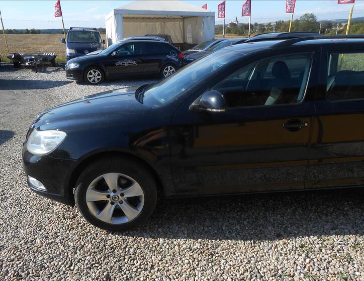 Škoda Octavia 10