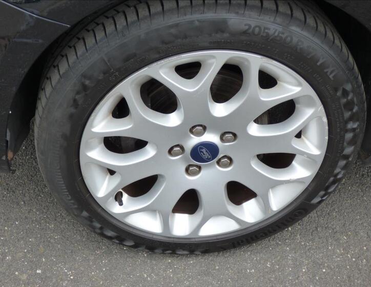 Ford Focus 40