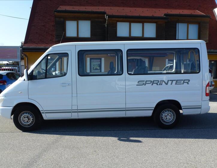 Mercedes-Benz Sprinter 14