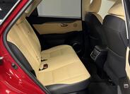 Lexus NX 300h 10