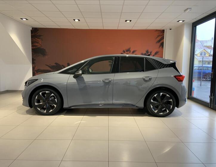 Cupra Born 3