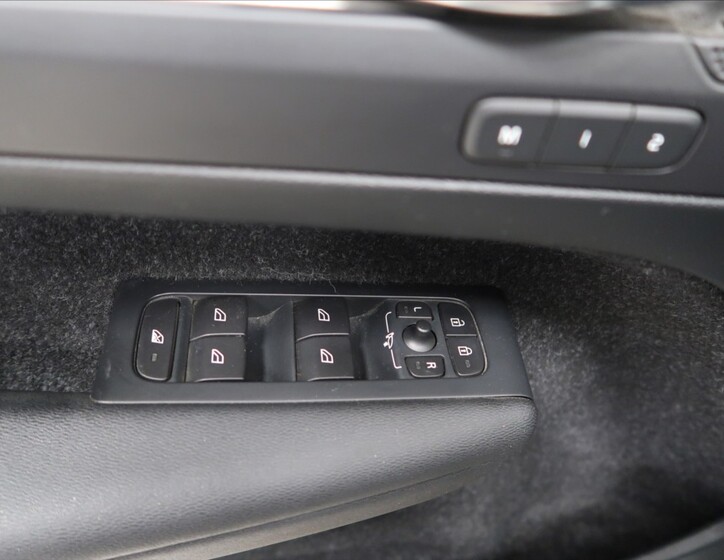 Volvo XC40 13
