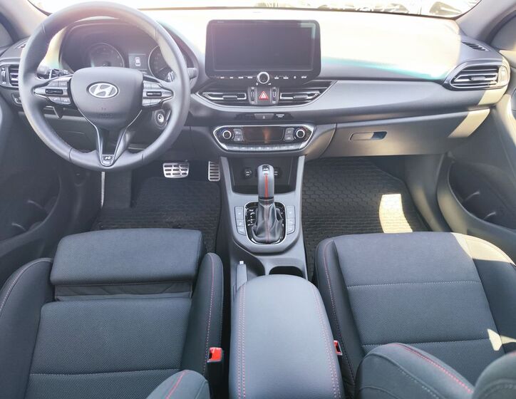 Hyundai i30 12