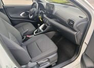 Toyota Yaris 14