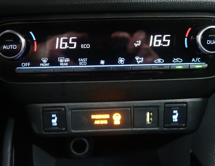 Toyota Yaris 19