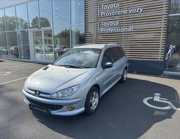 Peugeot 206 1