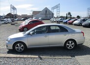 Toyota Avensis 4