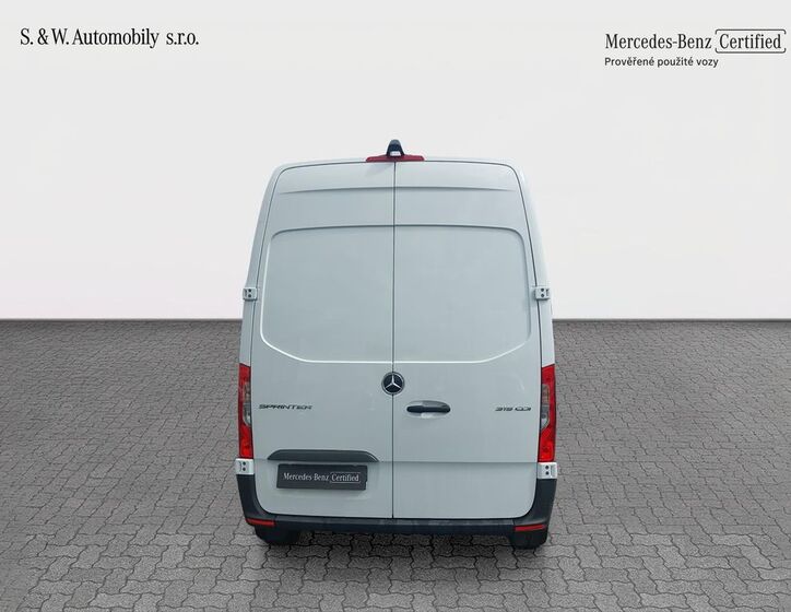 Mercedes-Benz Sprinter 5