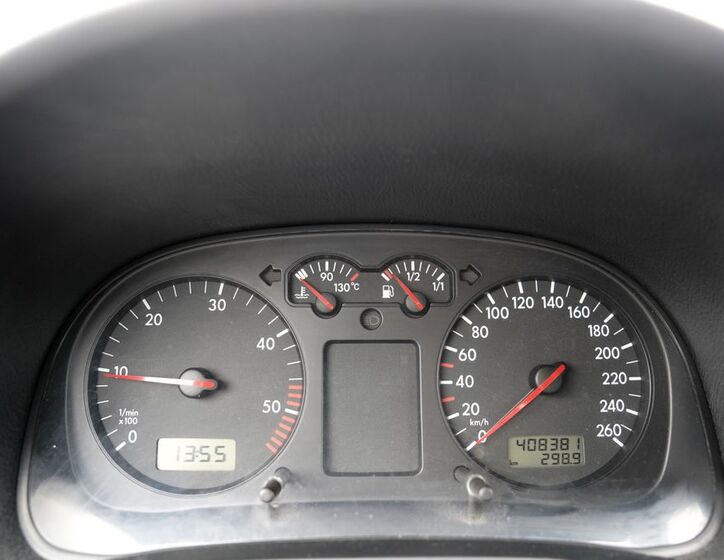 Volkswagen Golf 32